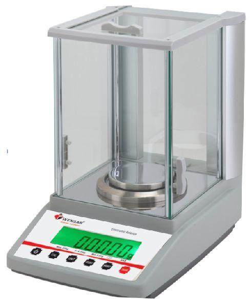 Analytical Balance Internal Calibration