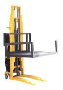 Hydraulic Stackers