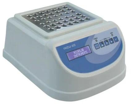Micro Lab 50-60 Hz 4 Kg Dry Bath Incubator, Voltage : 110-220 V
