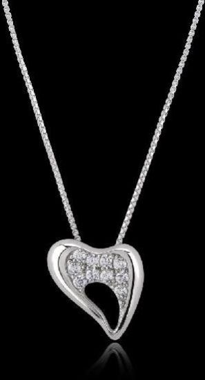 Glitzy Heart Pendant