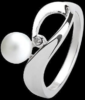 Yazuri Pearly Crown Ring