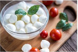 Bocconcini Cheese, Features : Highly nutritious, Freshness, Easy safe to consume