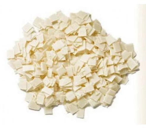 Light cream flakes Sorbitan Tristearate, Packaging Type : HDPE bag