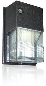 High Intensity Discharge Mini Polycarbonate Wall Pack