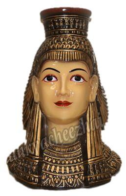 Trendy face of an egyptian queen