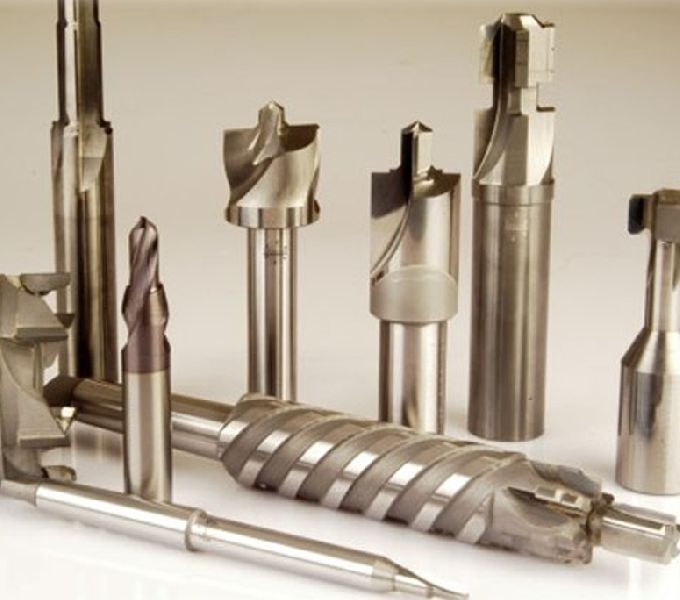 Solid carbide lugged tools