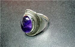 AMETHYST CABOCHON RING