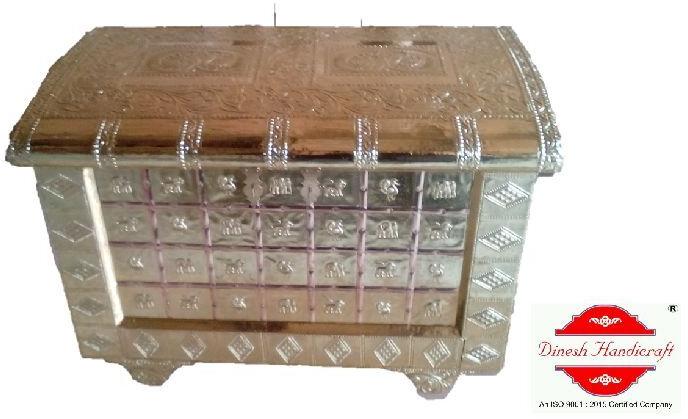 Polished home decore, Packaging Type : Wooden Box