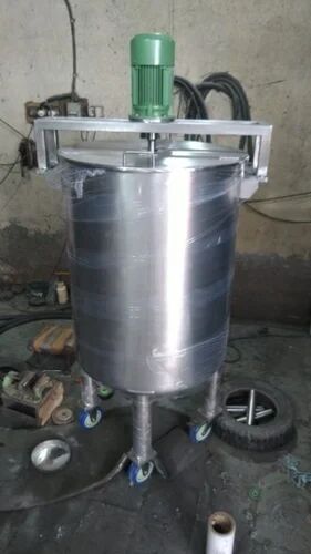 Stainless Steel Shampoo Mixing Tank, for Industrial, Voltage : 220-380V