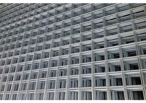 Mild Steel Square Welded Wire Mesh, for Cages, Color : Silver