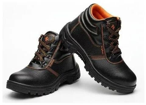 PVC safety shoes, Features : Anti Skid, Electric Shock Proof, Heat Resistant, Chemical Resistant, Puncture Resistant