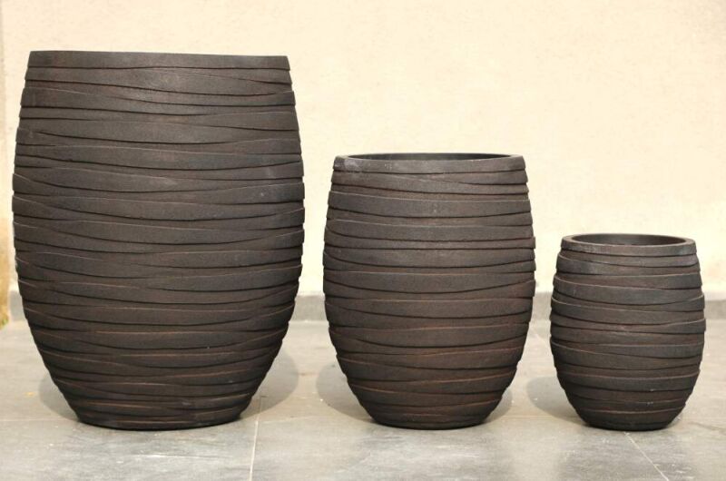 Non Polished Royal Series Planter Pot, For Balcony, Garden, Home, Hotel, Restaurant, Feature : Dust Free