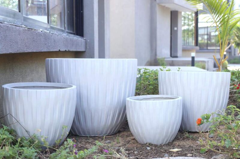Non Polished Turbo Series Planter Pot, for Balcony, Garden, Hotel, Restaurant, Feature : Attractive Pattern
