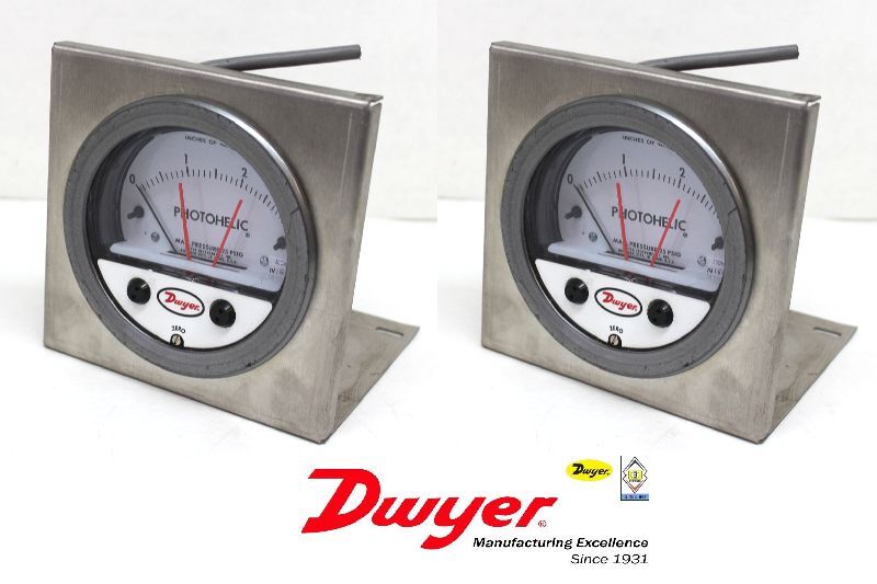 Dwyer A3004 Photohelic Pressure Switch Gages