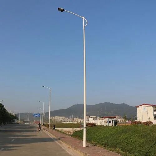 Aluminium conical light poles