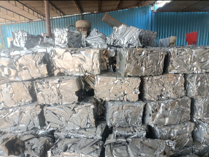 Mild Steel Scrap Bundle, For Industrial Use, Recycling, Color : Grey-silver, Light-silver, Silver