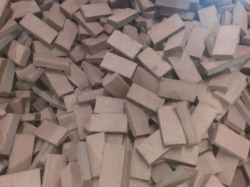 650 Gms Coco Coir Pith Bricks