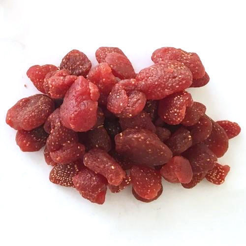 Dried Strawberry, Packaging Size : 1Kg