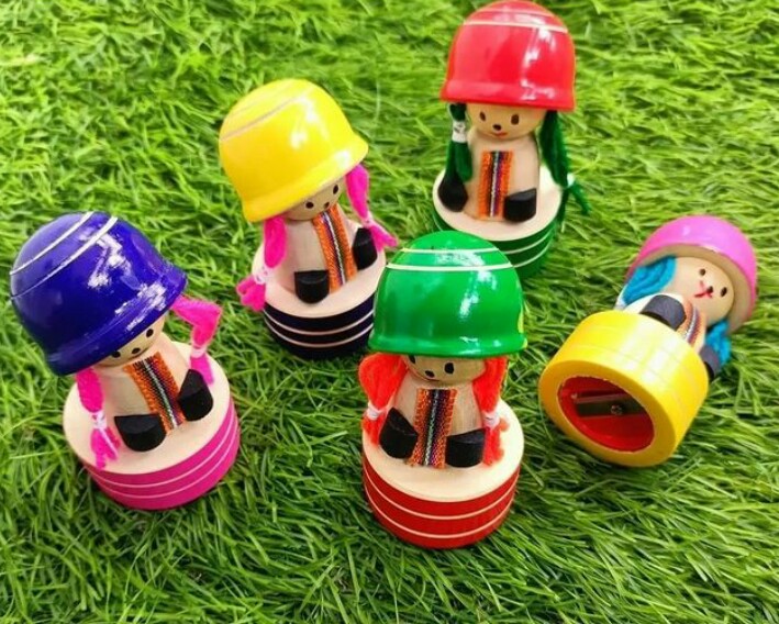 Multi Color Wooden Pencil Sharpener, For School, Packaging Type : Plastic Packet