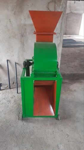 Cow Dung Compost Crusher Machine