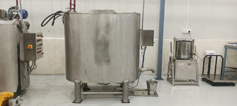 Electric Stainless Steel Chocolate Fat Melting Tank, Feature : Durable, Highly Reliable, Leakage Proof