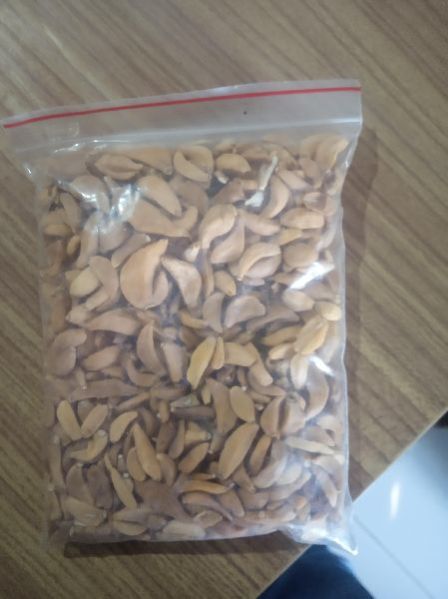 Dehydrated Garlics, Color : Yellow, Packaging Type : Plastic Packet