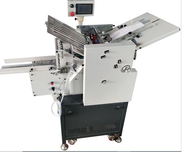 Paper Folding Machine 6 parallel Folds, Certification : ISO 9001:2008 Certified