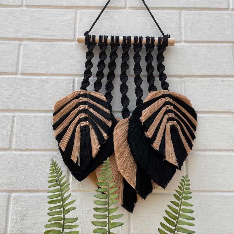 Leaf Design Macrame Wall Hanging