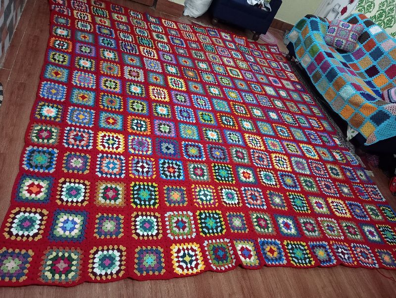 Ends Finished Crochet Blanket, for Double Bed, Certification : Government Certified