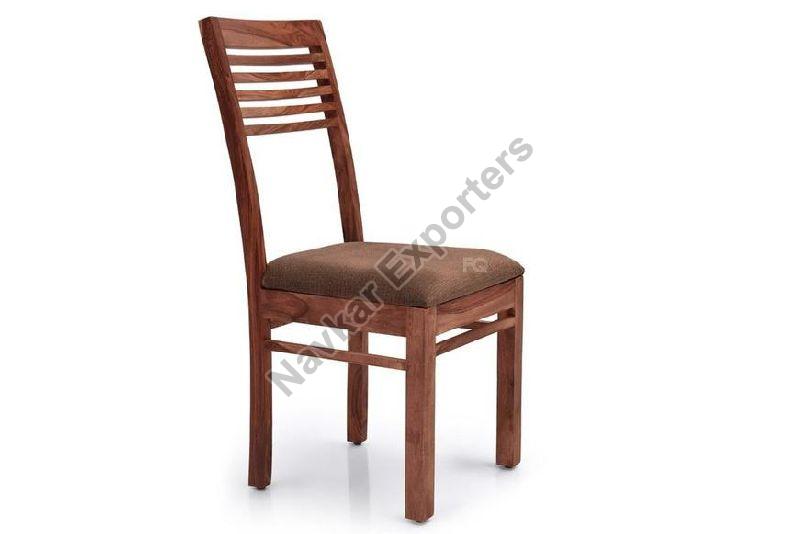 Polished Traditional Wooden Chair, for Restaurant, Office, Hotel, Home, Pattern : Plain