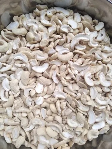 Blanched Organic Raw Split Cashew Nuts, Packaging Type : Pouch