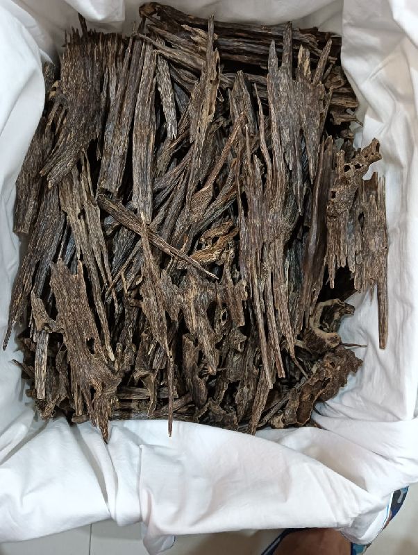 Agarwood chips, Purity : 99%