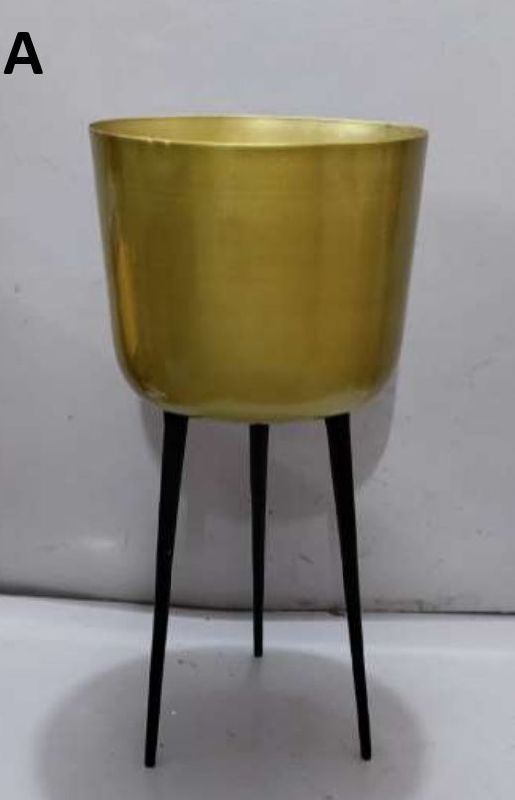 Round 1002A Metal Pot With Aluminium Legs