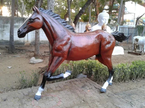 Polished Fiberglass Horse Statue, Feature : Best Quality, Complete Finishing, Easy To Place, Termite Proof
