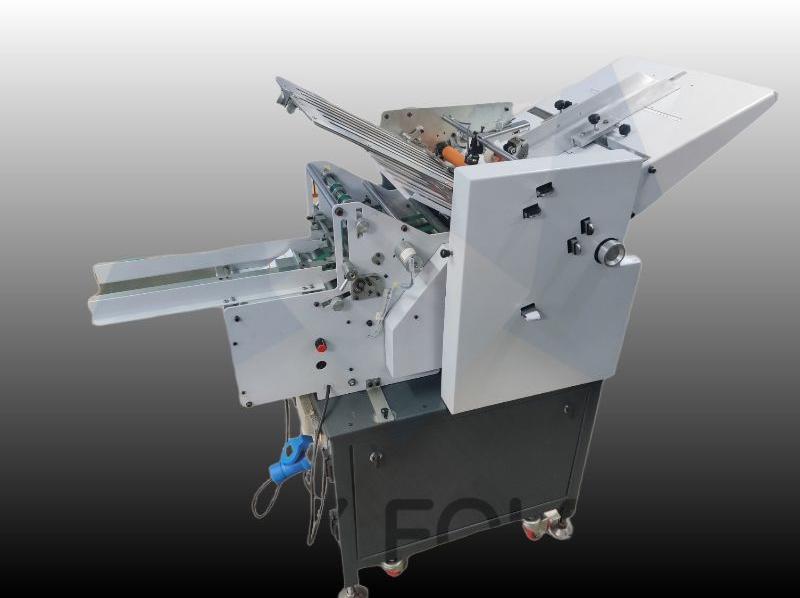 pharmaceutical leaflet folding machine