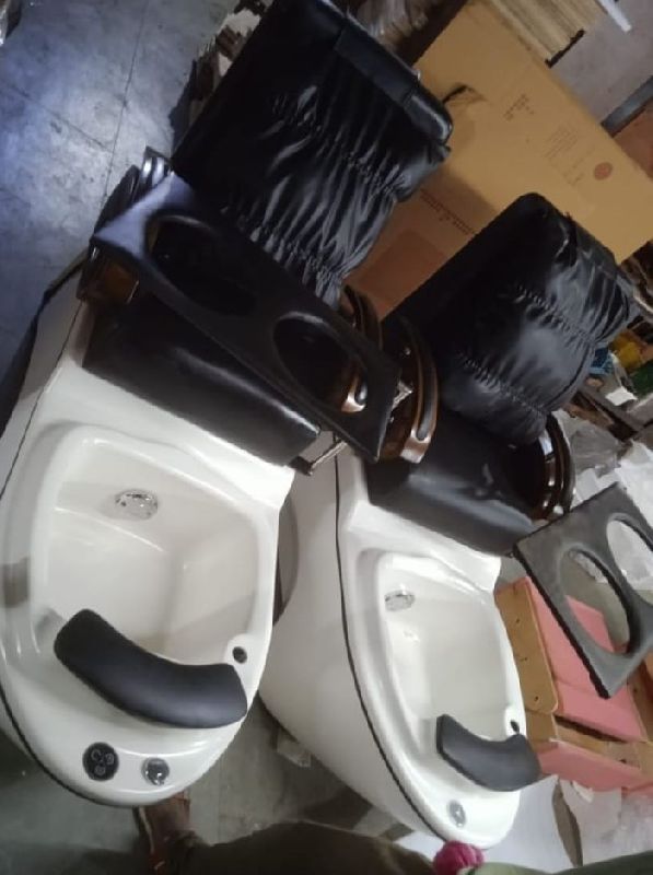 10-50kg Pedicure Chair, Feature : Light Weight, Lockable Leg Rest, Pull-out Adjustable