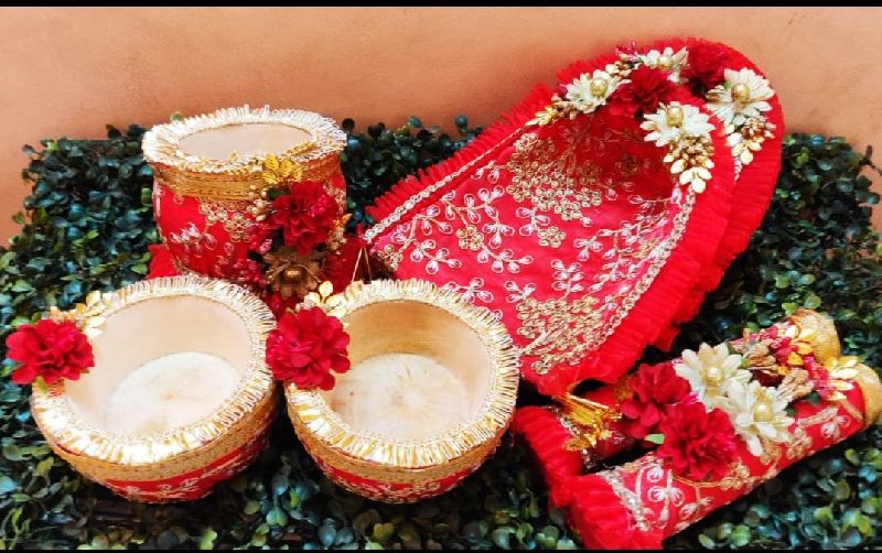 Multicolor Ukhal Musal Chajhla and Wooden Katori Set Ahana Creation