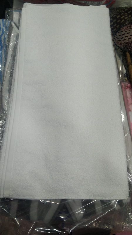 Cotton Plain white towels, Feature : Easily Washable