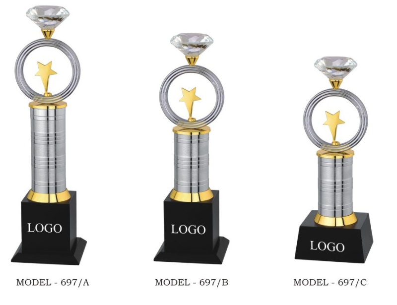 Crystal Metal Trophy 697, for Winning Award, Corporate Gifting, Feature : Attractive Designs, Finely Finished