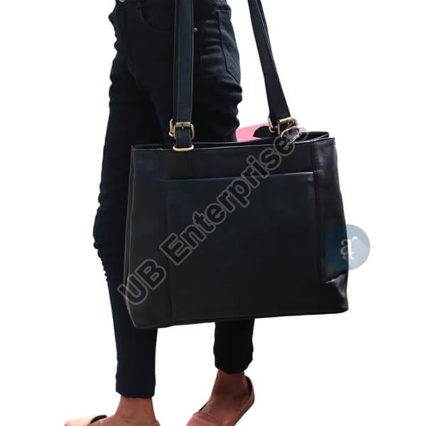 Ladies Black Leather Handbag, Style : Modern at USD 59.99 - USD 249.99 ...