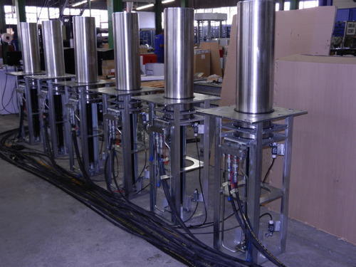 Automatic Rising Hydraulic Bollards