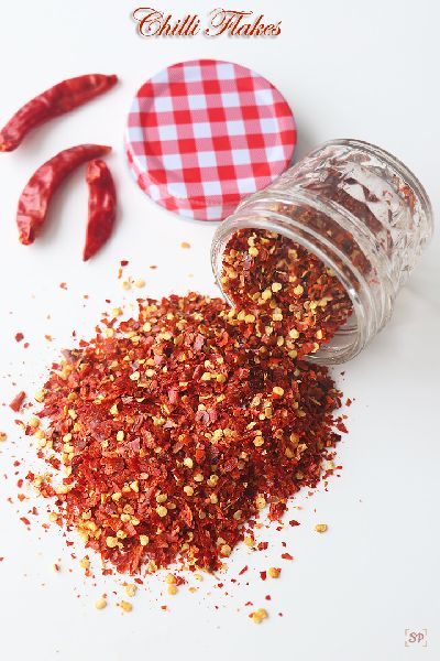 Chilli flakes, for Cooking, Packaging Type : PPE BAGS