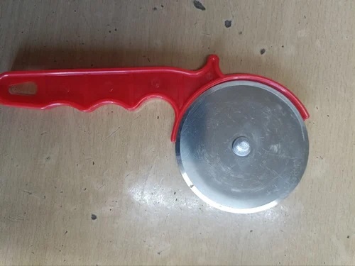 Stainless Steel Pizza Cutter, Size : Small