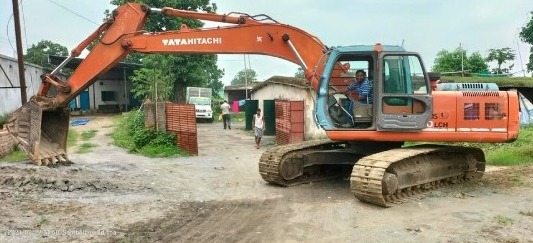 Tata Hitachi Ex350 Lch Excavator Hinal And Co Surat Gujarat