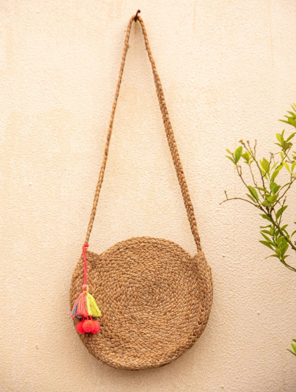 Jute Sling Bag, for Good Quality, Easily Washable, Attractive Pattern