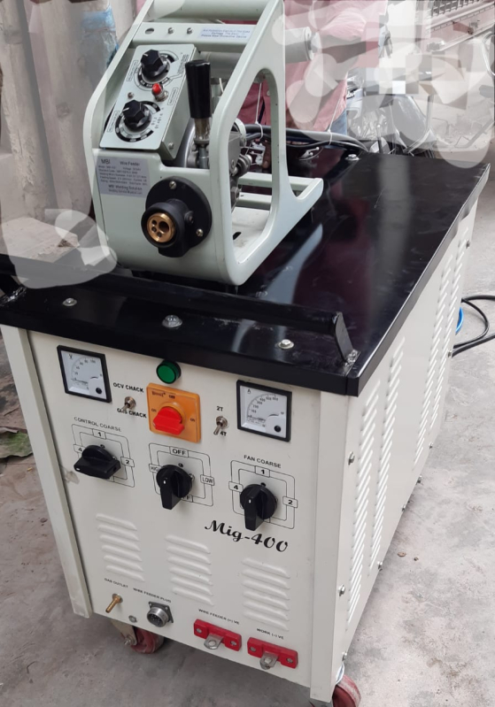 400 amp 3 phase mig welding machine OM WELDING CORPORATION, Delhi, Delhi