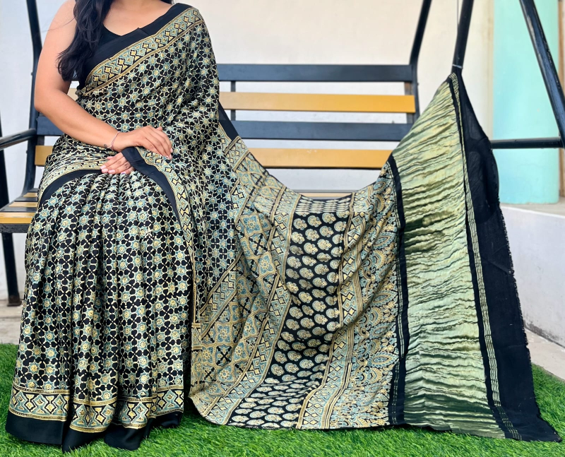 Ajrakh Modal Golden Zari Saree, Feature : Easily Washable, Pattern ...