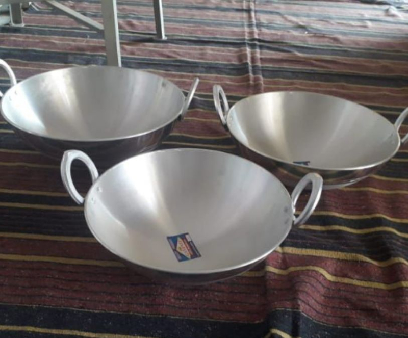 Round Aluminium Kadai, Size Standard, Pattern Plain AM