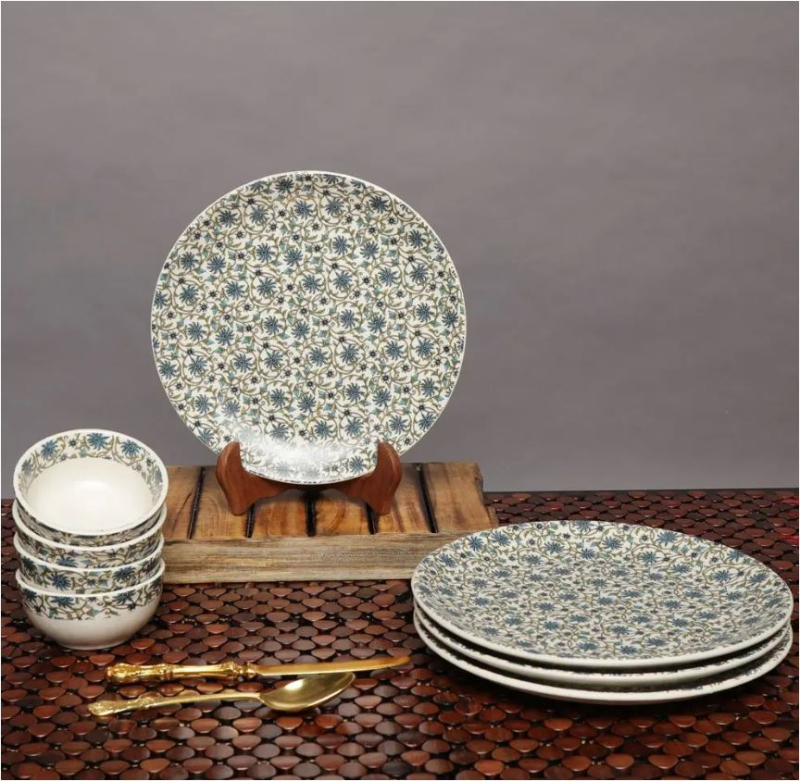 Designer Ceramic Dinner Set of 8 Pieces at Rs 1,000 / Set in