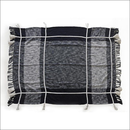 Cotton Multicolor Handwoven Throw, Size Standard, Pattern Plain at